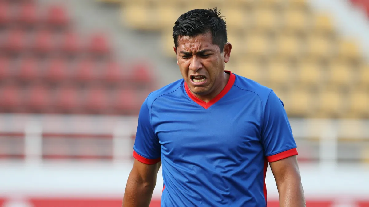 ¿Error del Tala? Así fue el gol de Puebla ante Chivas