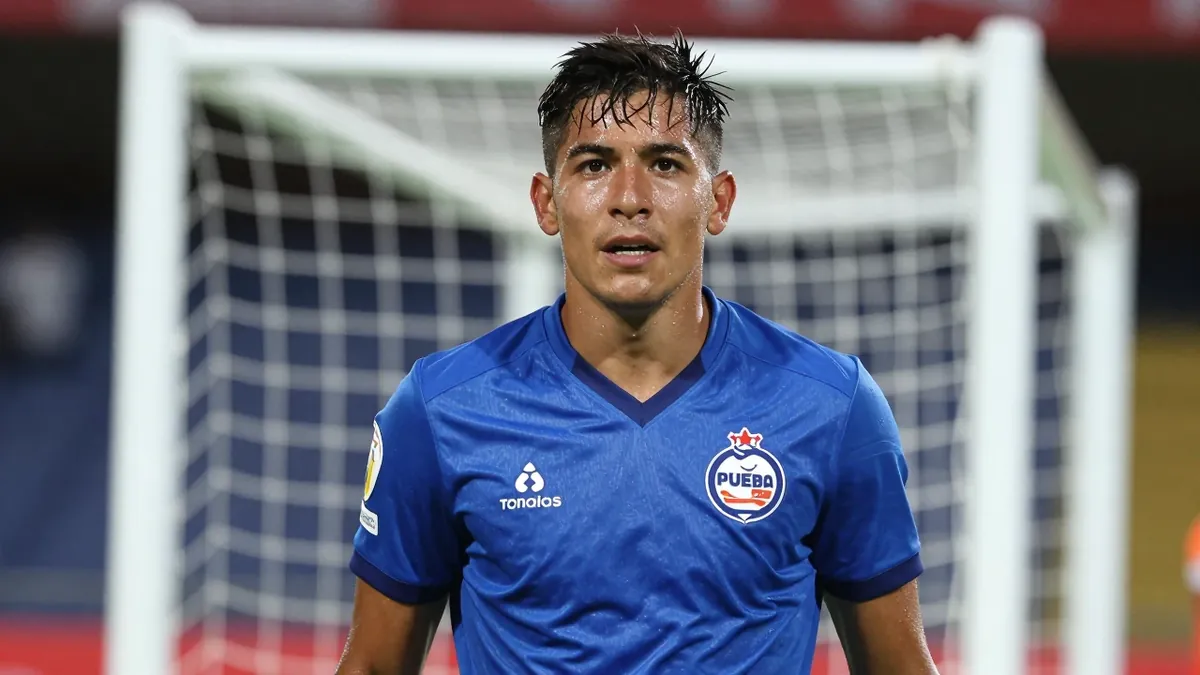 El juvenil Eduardo Mustre se ha convertido en el goleador del Puebla con 3 goles en 5 partidos mientras el equipo ocupa...